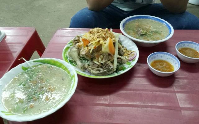 Quán Ăn Cháo Vịt Bà Quẹo