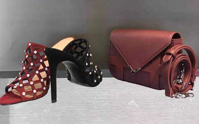 Charles & Keith - Lê Văn Sỹ