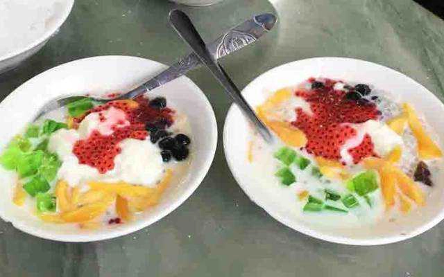 Chè & Ăn Vặt Các Loại - Nguyễn Ngọc Vũ