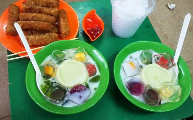 Quán Ăn Chè Bát Phố Cổ