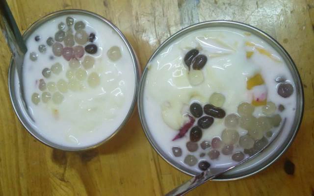 Quán Ăn Chè Dừa Thái Lan - Nguyễn Phong Sắc