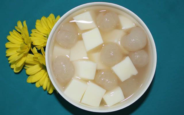Quán Ăn Chè Khúc Bạch Thu Oanh