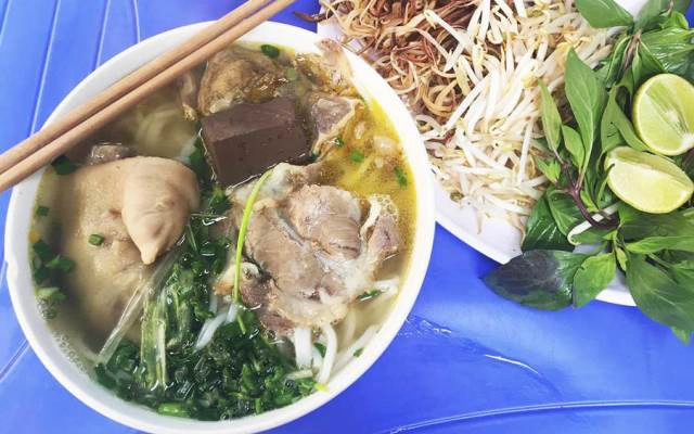 Quán Ăn Chị 2 Huế - Ẩm Thực Huế