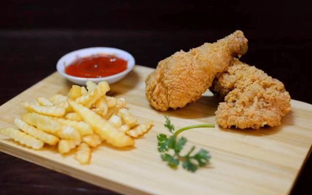 Quán Ăn Chiên Chiên - Gà Chiên, Hàu Sữa Chiên & Khoai Chiên