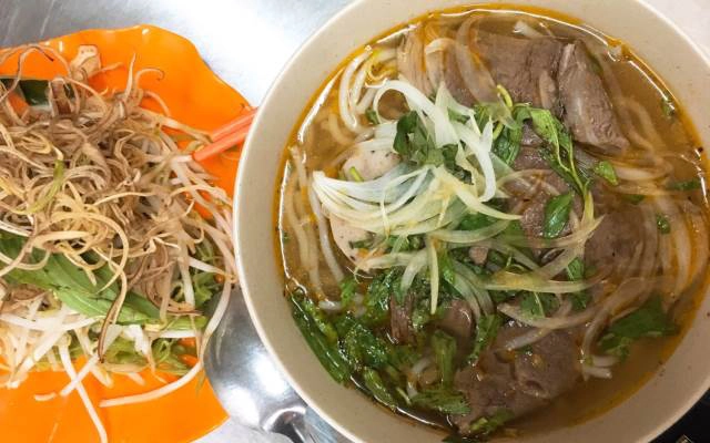 Quán Ăn Chiến Ngao - Bún Bò Huế & Cháo Ngao