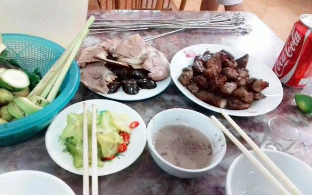 Quán Ăn Chim Ưng Quán - Thịt Chó & Lẩu Các Loại
