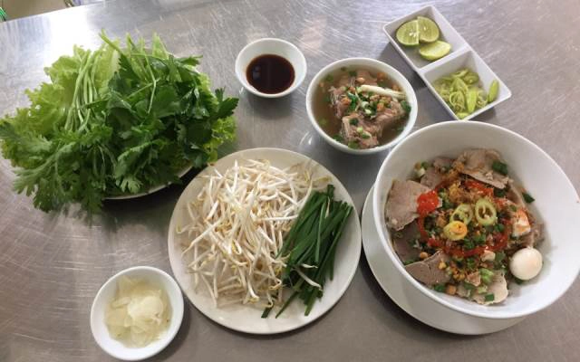 Quán Ăn Chú Đô - Hủ Tiếu 20k