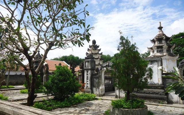 Chùa Thập Tháp