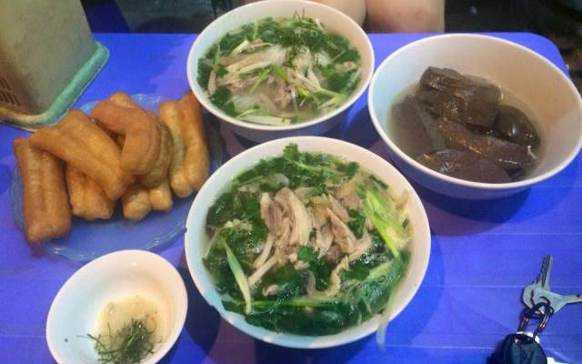 Quán Ăn Chung Hoài - Phở, Bún & Miến