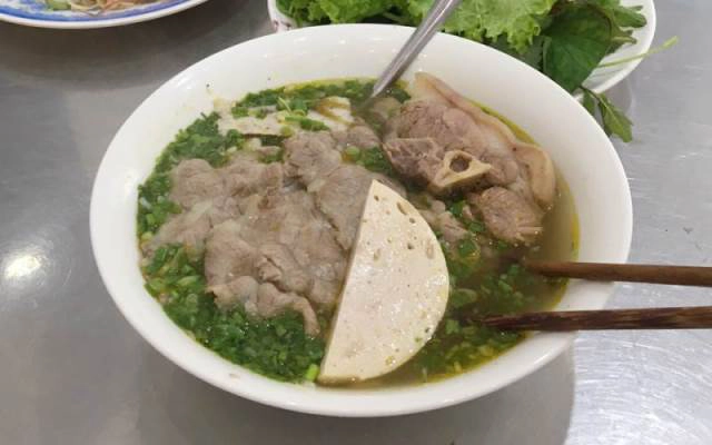 Quán Ăn Cô 8 - Bún Bò & Hủ Tiếu