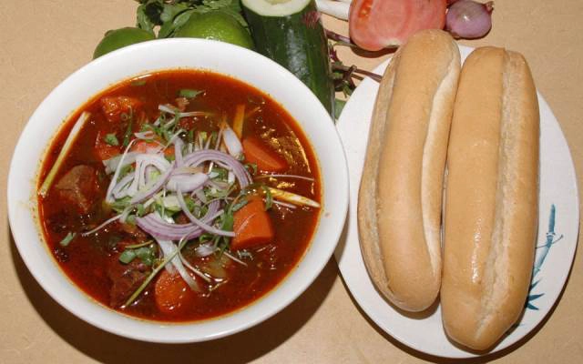 Cô Ba - Bún Mắm, Hủ Tiếu & Bò Kho