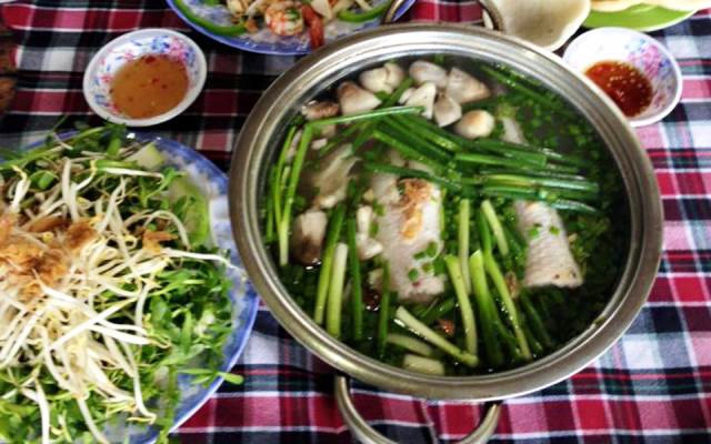 Quán Ăn Cô Ba Nữ - Cháo Bầu
