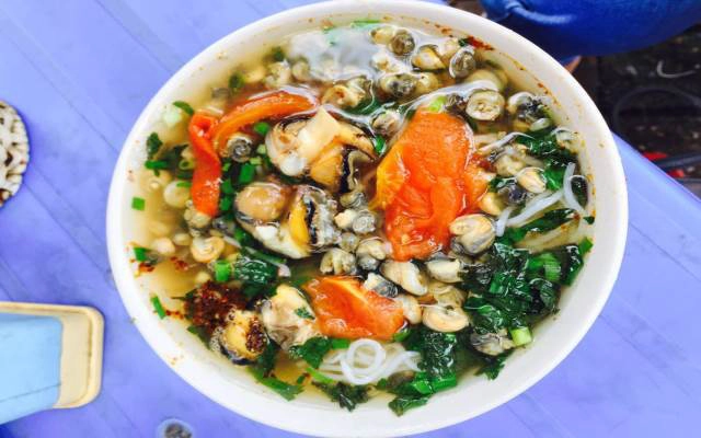 Quán Ăn Cô Bình - Bún Ốc Cổ - Lê Duẩn