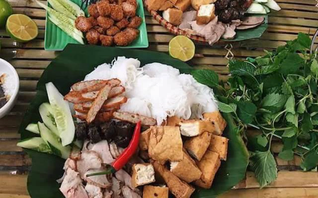 Cô Bông - Bún Đậu Mẹt