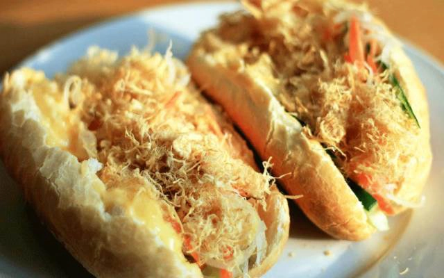 Quán Ăn Cô Chi - Bánh Mì Gà & Mì Cay