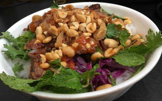 Cô Chi - Bún Trộn & Bánh Mì Thịt Nướng - Shop Online