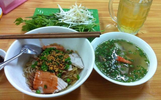 Quán Ăn Cô Chín - Hủ Tiếu Sa Đéc, Bánh Tầm Thịt Nướng & Cơm Tấm