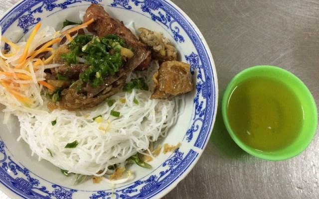 Quán Ăn Cô Hà - Bún Nem Nướng & Chả Giò