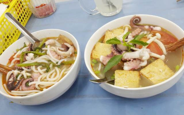 Quán Ăn Cô Hai - Canh Bún Cua Đồng Bạch Tuộc
