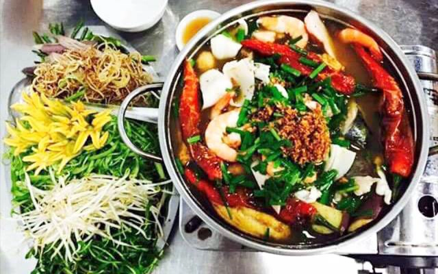 Quán Ăn Cô Năm Đồng Tháp - Bún Mắm & Lẩu Mắm