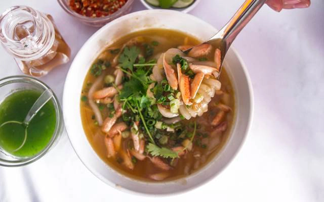 Quán Ăn Cô Ngọc - Bánh Canh Tôm Bò