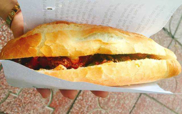 Cô Ngọc - Bánh Mì & Ăn Vặt