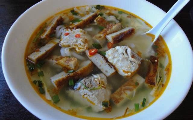 Quán Ăn Cô Sáu - Bánh Canh Cá Dầm