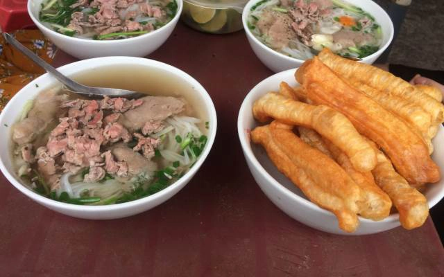 Quán Ăn Cồ Sinh Cường - Phở Bò Gà & Các Món Bình Dân