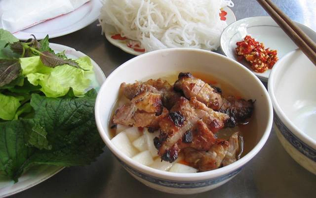Quán Ăn Cô Tuyết - Bún Chả & Miến Lươn