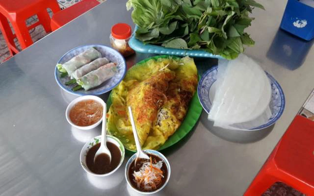 Cô Út Ba - Bánh Xèo & Gỏi Cuốn