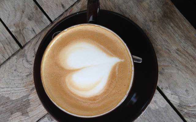 Cọ Vàng Cafe