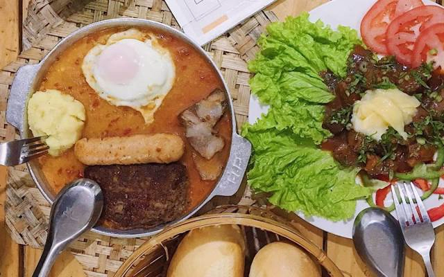 Quán Ăn Cô Vinh Quán - Bánh Mì Chảo