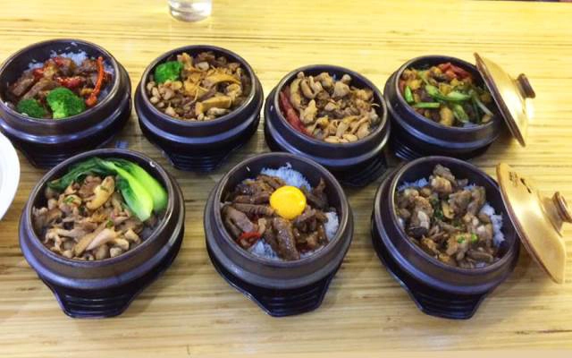 Quán Ăn Cocomi - Cơm Niêu & Lẩu Hồng Kông