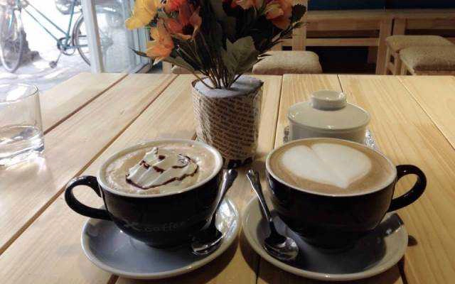 Còi Coffee - Tân Mai