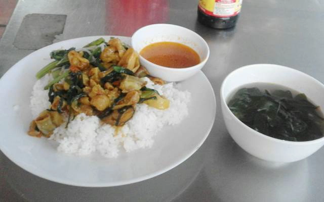 Quán Ăn Cơm Bình Dân 320