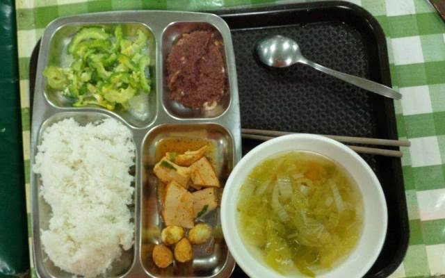 Quán Ăn Cơm Bình Dân -  49 Trần Cung