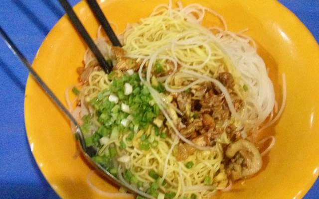 Quán Ăn Cơm Bình Dân & Hủ Tiếu Mì
