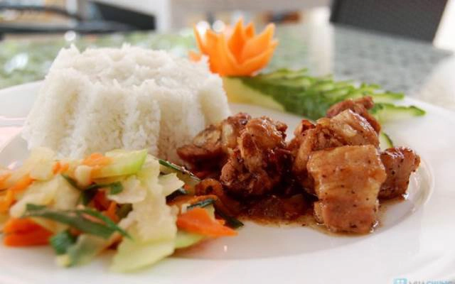 Quán Ăn Cơm Bình Dân - Nguyễn Viết Xuân