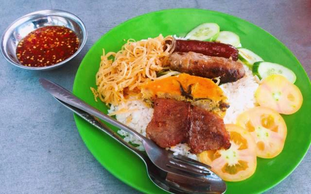 Quán Ăn Cơm & Bún Bình Dân