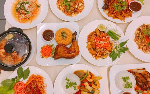Quán Ăn Cơm Gà Da Giòn - Lê Văn Sỹ