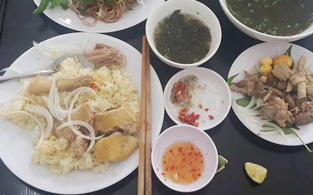 Quán Ăn Cơm Gà Hải Âu