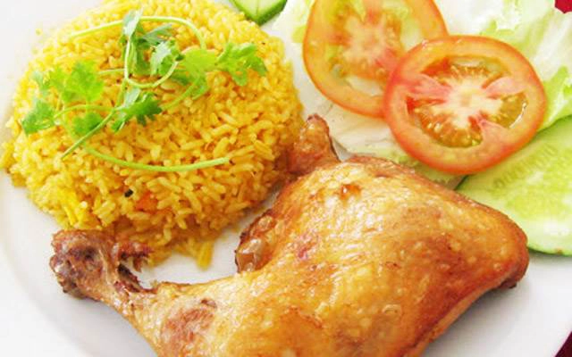 Quán Ăn Cơm Gà Hải Nam - Cây Trâm