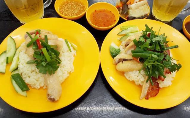 Quán Ăn Cơm Gà Hải Nam - Phan Đình Phùng