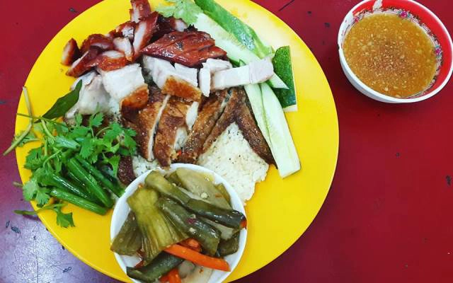 Quán Ăn Cơm Gà Hải Nam - Lý Chính Thắng