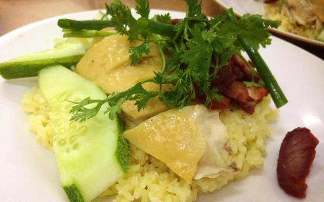 Quán Ăn Cơm Gà Hải Nam - Trần Hưng Đạo