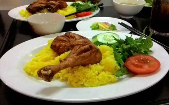 Quán Ăn Cơm Gà Hoàng Yến