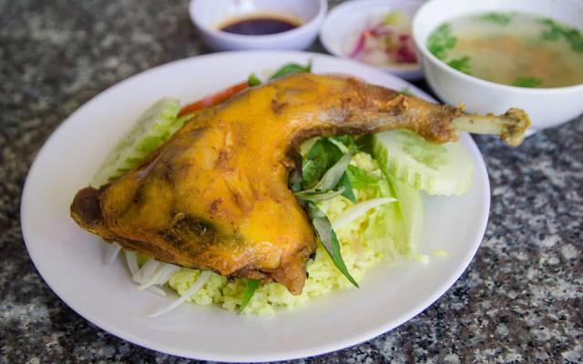 Quán Ăn Cơm Gà Huệ