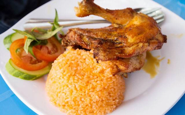 Quán Ăn Cơm Gà Minh Ký - Cư Xá Phú Lâm B