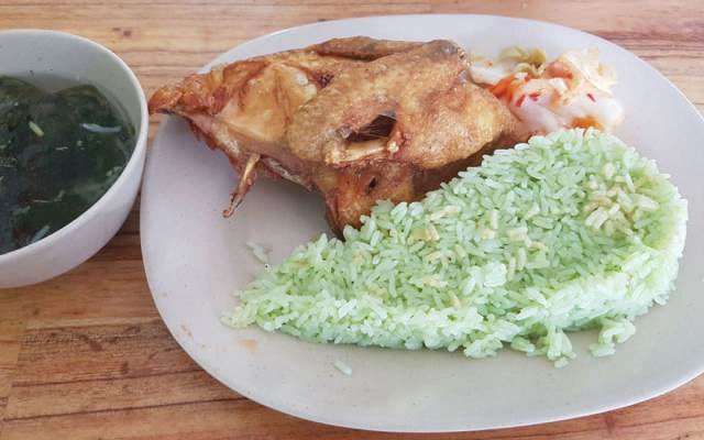 Quán Ăn Cơm Gà Thành Ký - Hậu Giang