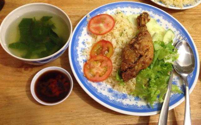 Quán Ăn Cơm Gà Xối Mỡ 268 - Nguyễn Văn Đậu